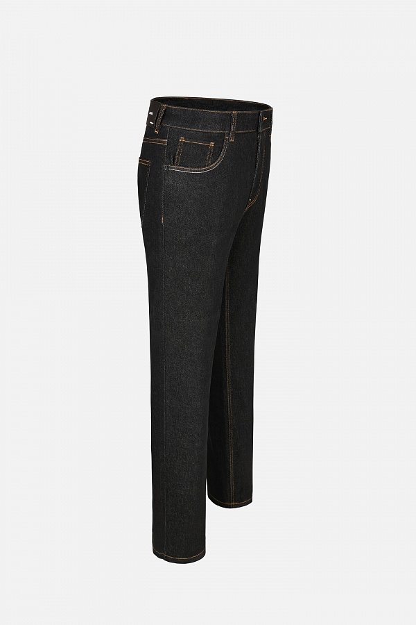 Черные джинсы с контрастной строчкой